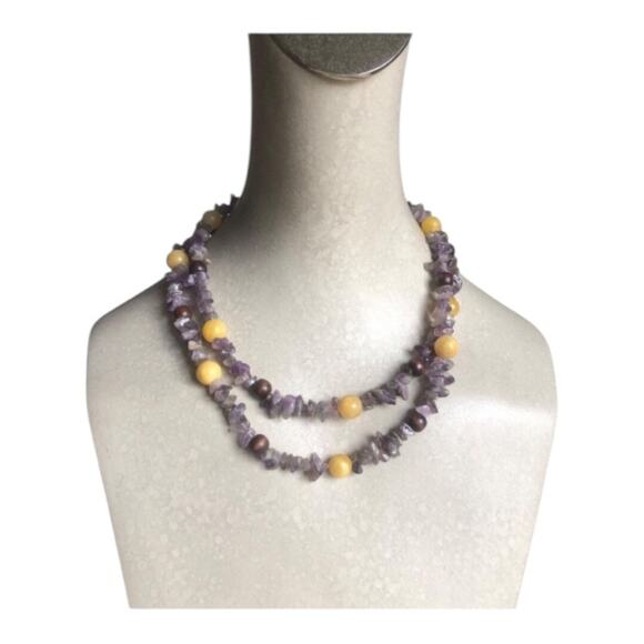 Retro Summer Vibe Beaded Irregular Shaped Purple and Yellow Beads Necklace - Picture 2 of 9